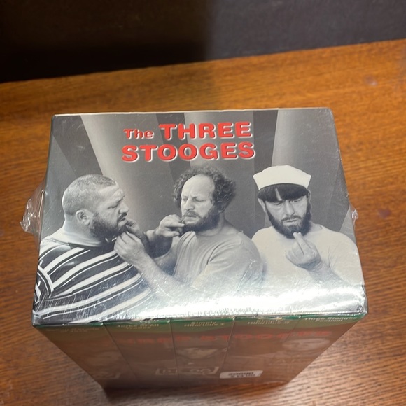 The Three Stooges VHS collectors Series, Set of 5. NWT. - Picture 5 of 6